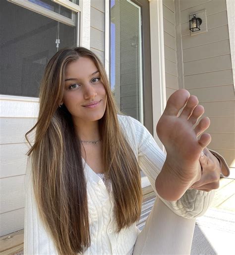 pornos feet|Feet Porn Videos: Free Fetish Porno Movies 